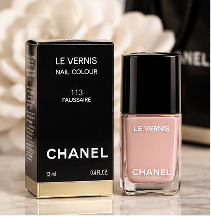 CHANEL CHANEL LE VERNIS – 113 Faussaire