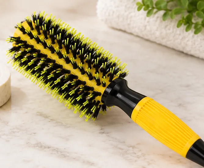  Brosse ronde professionnelle de coiffage jaune et noire